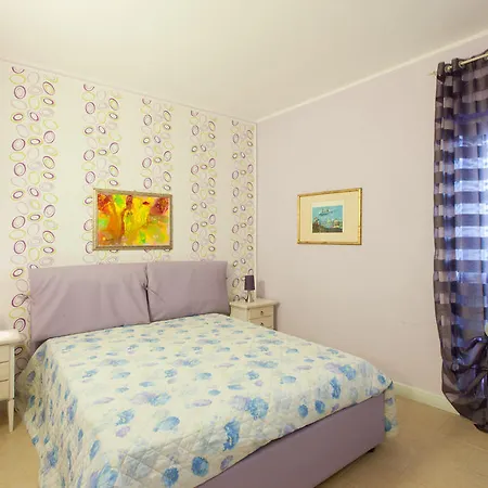 Bed & Breakfast House